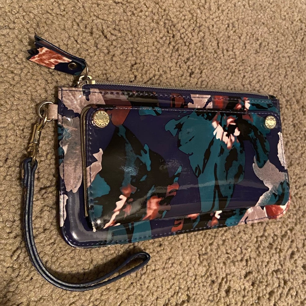 Steve Madden wallet